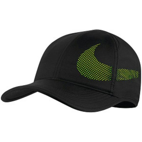 black nike tennis hat